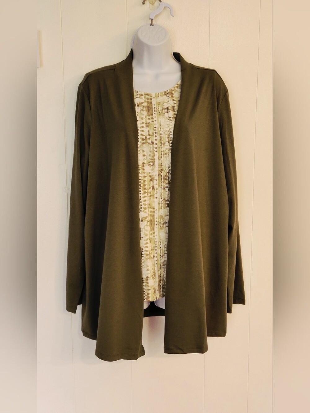 d&co. Beach Open-Front Cardigan & Top